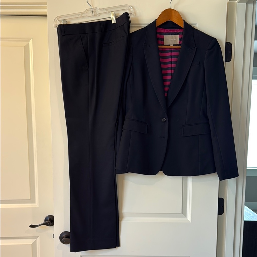 Banana Republic Navy Women’s Suit Tailored Blazer and Martin Fit Pants